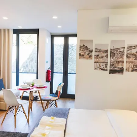 Apartman Aposentus - Your At Pinheiro's Porto