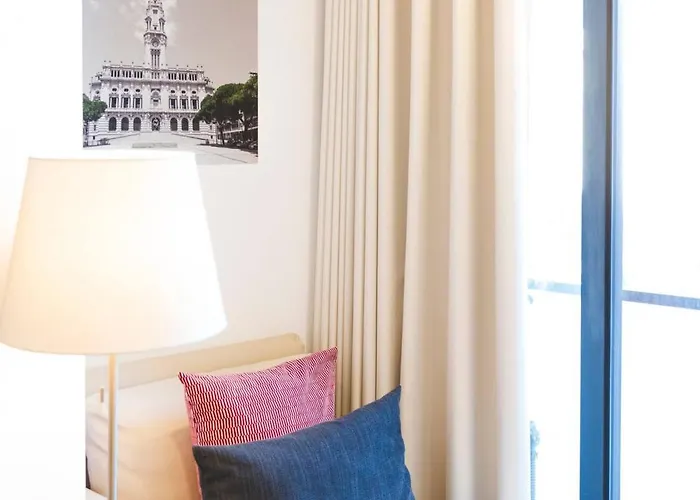 Aposentus - Your At Pinheiro's Oporto